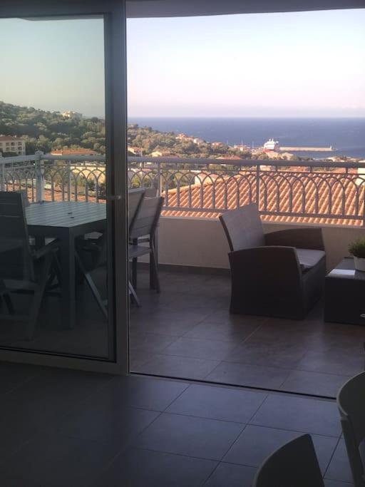 Appart Avec Terrasse Vue Sur Mer Exceptionnelle Л'Иль-Рус Экстерьер фото