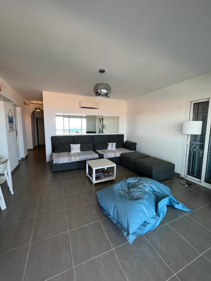 Appart Avec Terrasse Vue Sur Mer Exceptionnelle Л'Иль-Рус Экстерьер фото